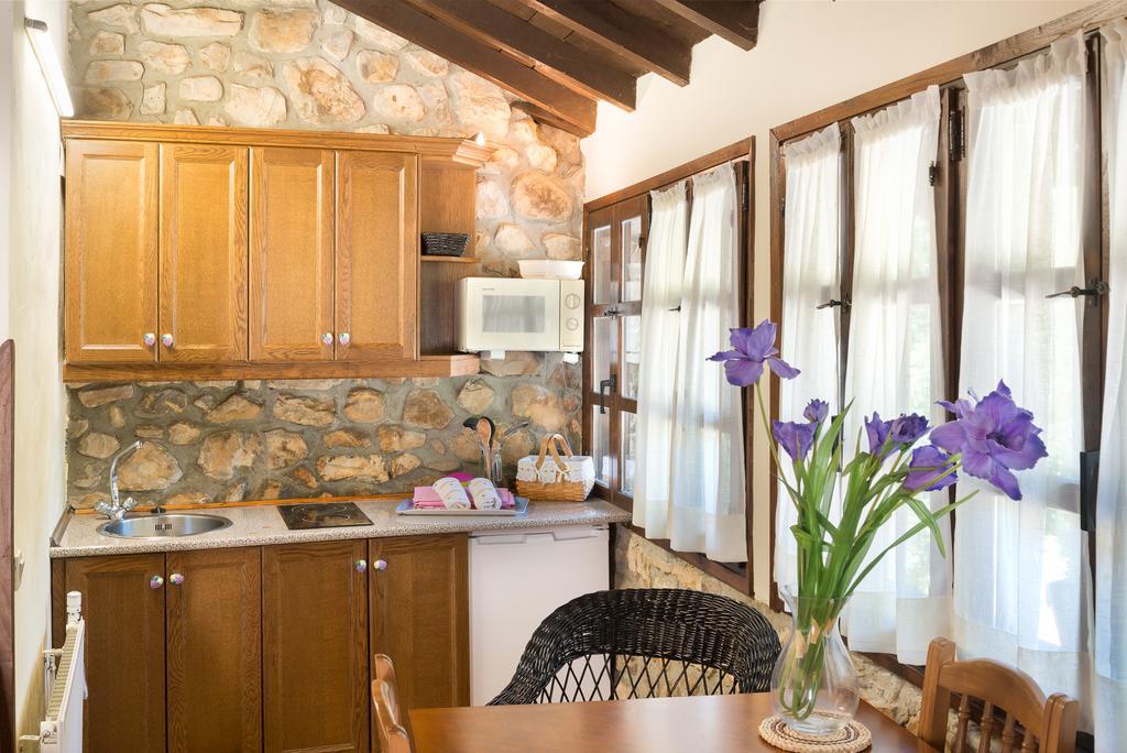Alles Casas Rurales La Tahona De Besnesゲストハウス エクステリア 写真