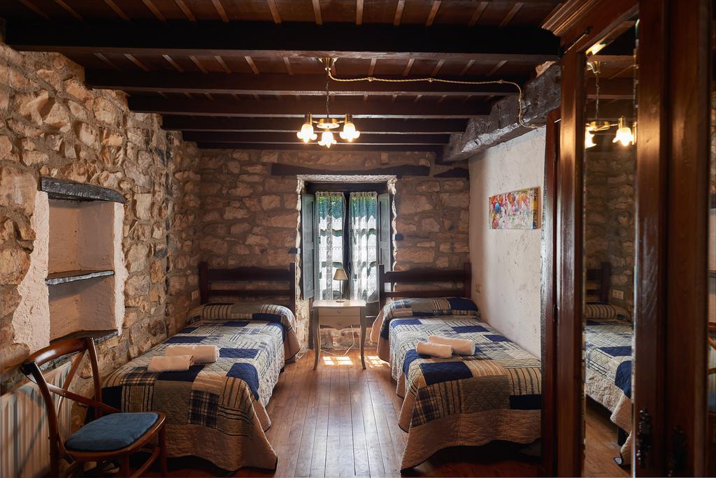 Alles Casas Rurales La Tahona De Besnesゲストハウス エクステリア 写真